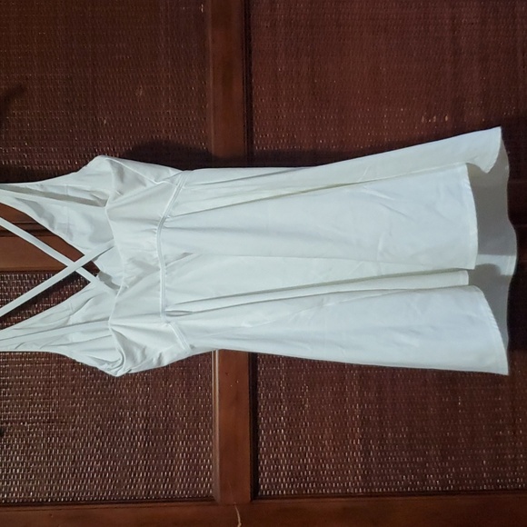Halara dress with shorts. White and size small. - Picture 4 of 7